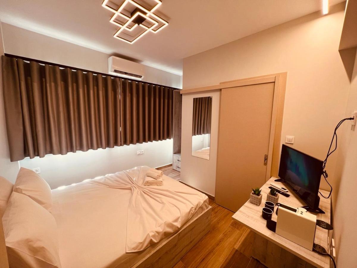 Centralviewsuites Неа Мудания Екстериор снимка